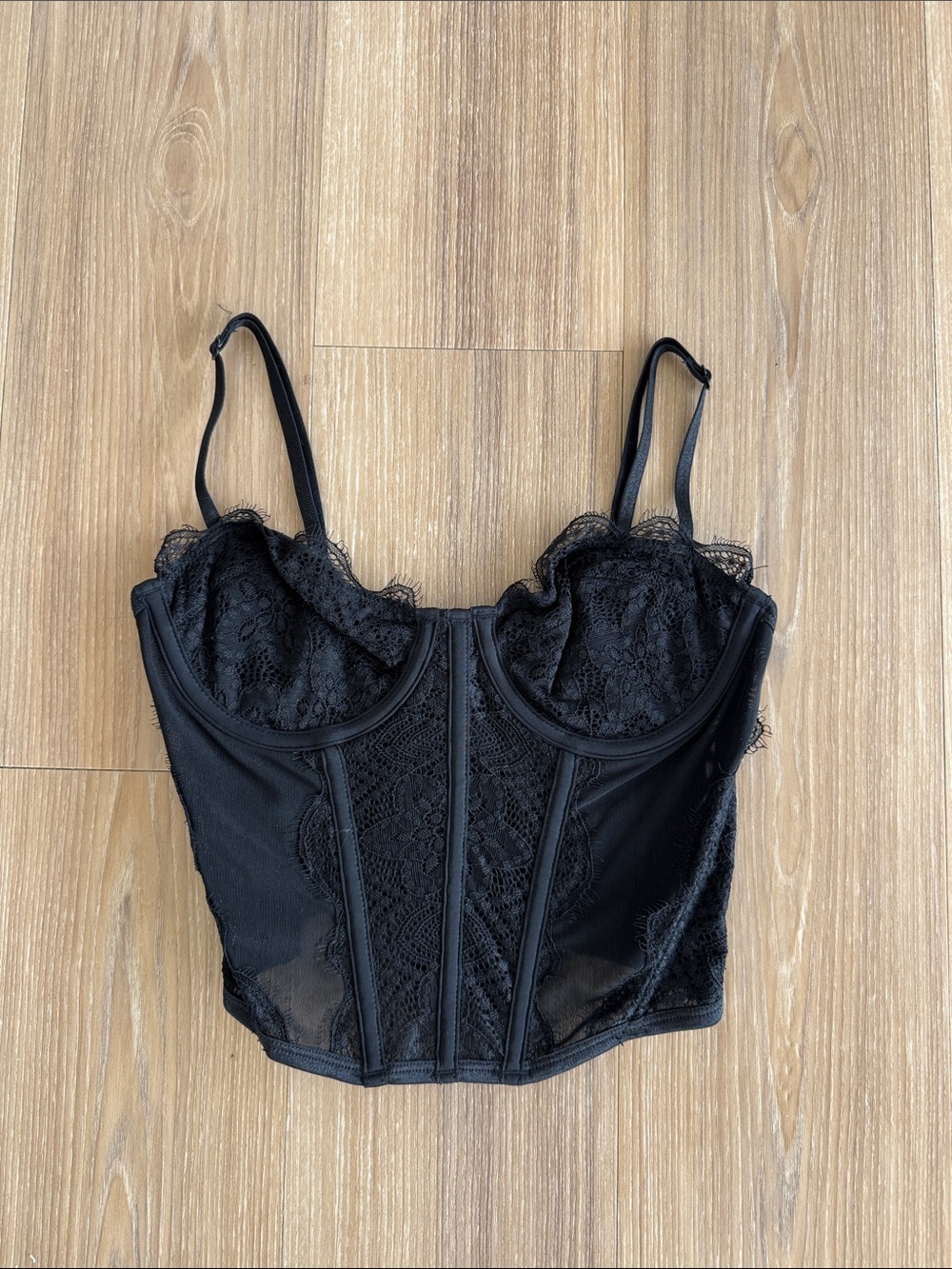 White Fox Boutique Women’s Black Lace Bustier New Without Tags